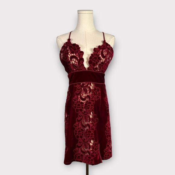 Saylor x Free People Logan Velvet Lace Mini Dress Size Medium - Picture 1 of 8